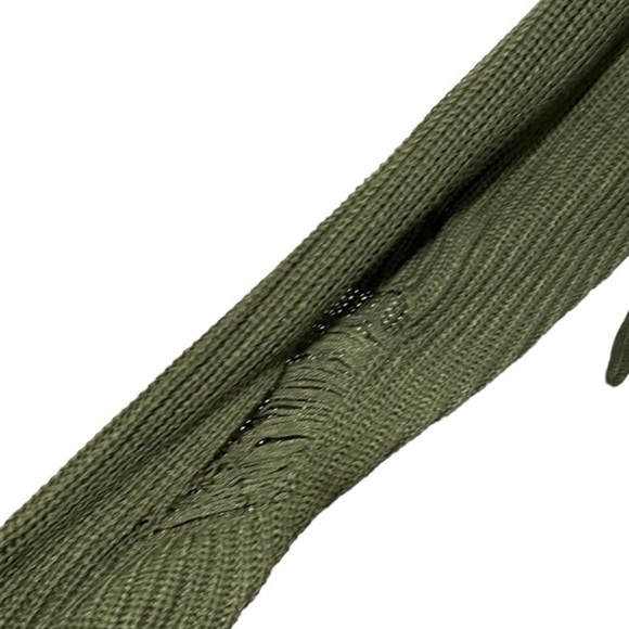 Full circle Trends Hunter Green Distressed Shredded Button Cardigan Size Large - Picture 6 of 11